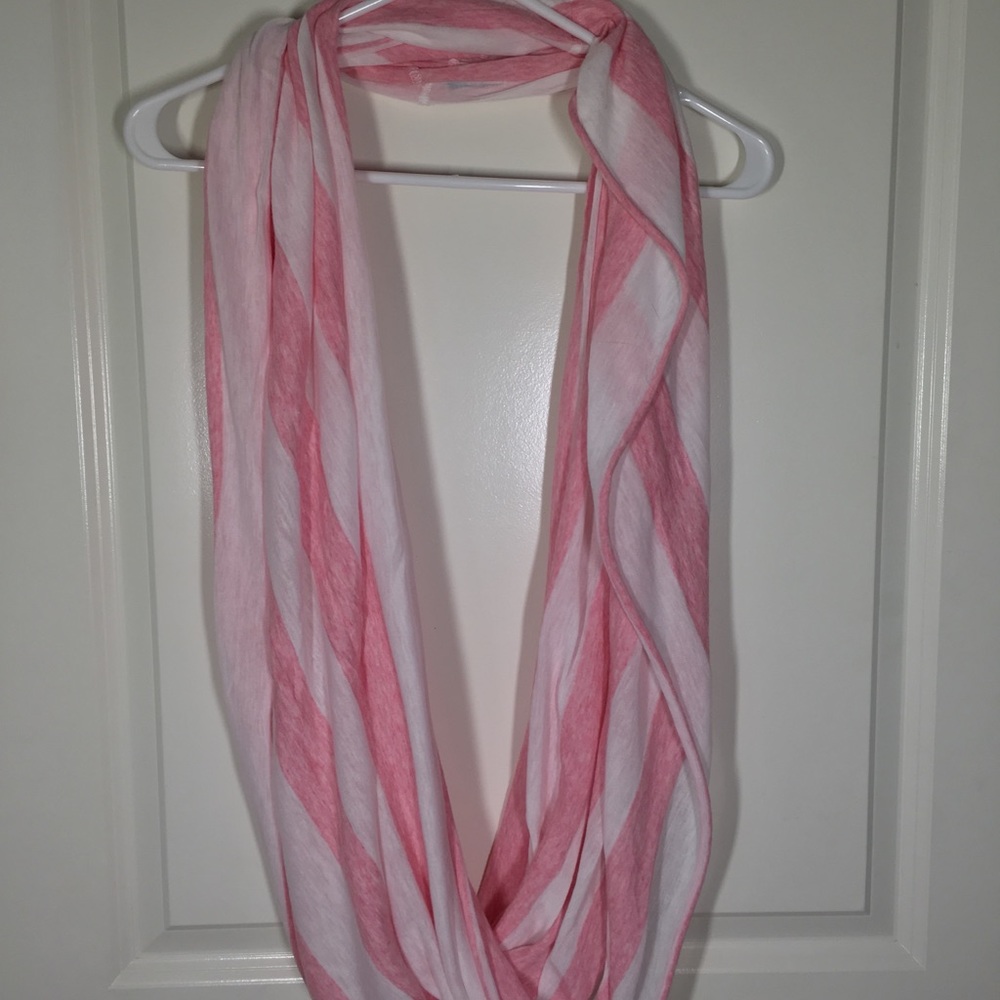 Infinity scarf